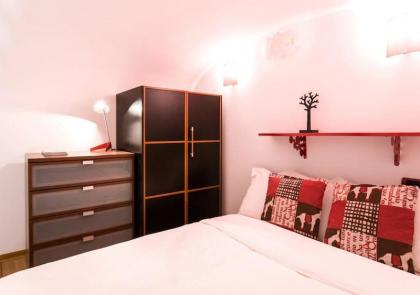 Major sisters holiday home in the heart of Rome - image 8