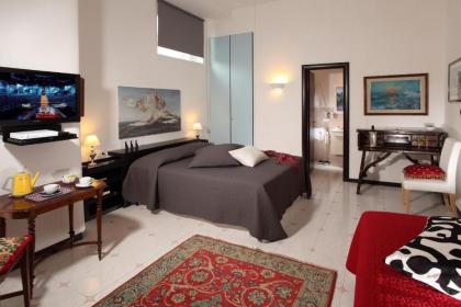 Roma Central Guest House - image 19