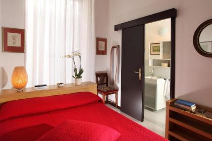 Roma Central Guest House - image 3