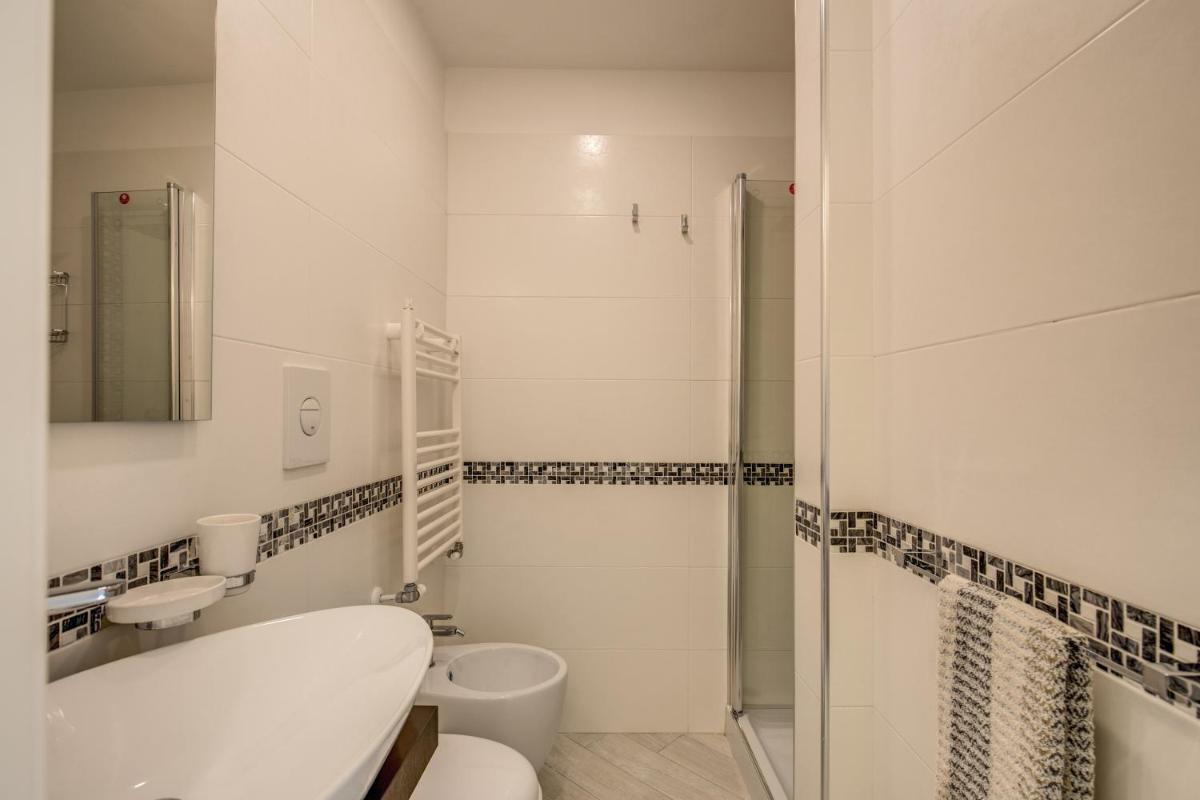 Residenza Costaguti - image 6