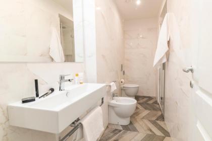 Eccelso Hotel - image 13