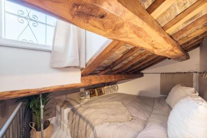 Navona Luxury and Charming Apartment with Terrace - image 14