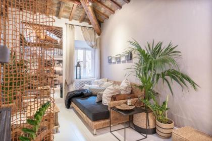 Navona Luxury and Charming Apartment with Terrace - image 19