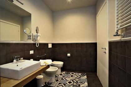 romantica guest house - image 10
