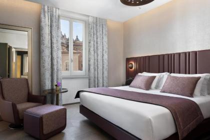 The Pantheon Iconic Rome Hotel Autograph Collection by Marriott - image 2