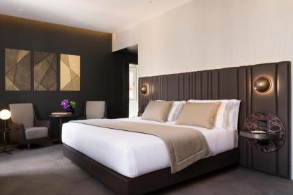 The Pantheon Iconic Rome Hotel Autograph Collection by Marriott - image 4