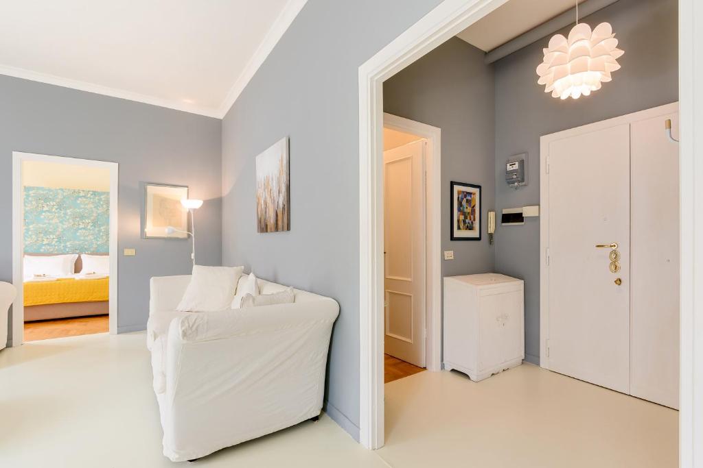 Rome As You Feel - Pellegrino Luxury Apartment with Balcony - image 6