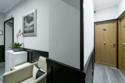 DK Suites - image 10