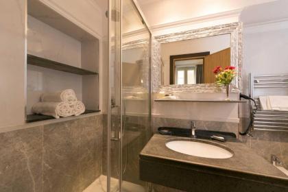 DK Suites - image 17