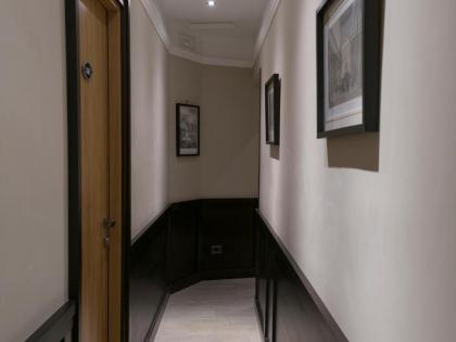 DK Suites - image 8