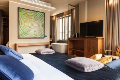 Triviho Hotel - image 17