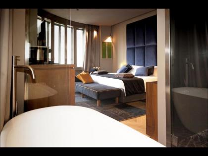 Triviho Hotel - image 18