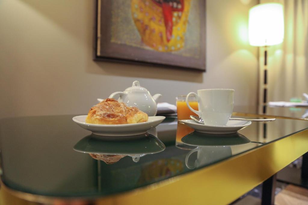 Triviho Hotel - image 2