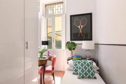 3-Bedroom Holiday Apartment Spanish Steps - image 5