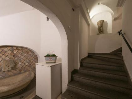 JR Suites - image 5