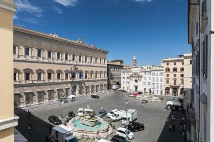 Farnese Charming Apartment - image 13