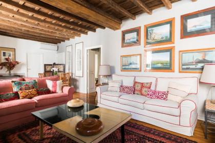 Farnese Charming Apartment - image 2