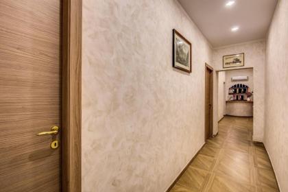 AMICI GUESTHOUSE - image 11