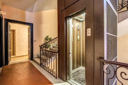 AMICI GUESTHOUSE - image 5