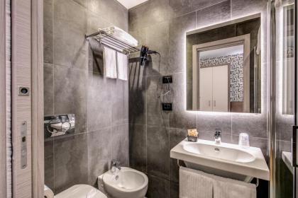 Colosseo Prestige Rooms - image 5