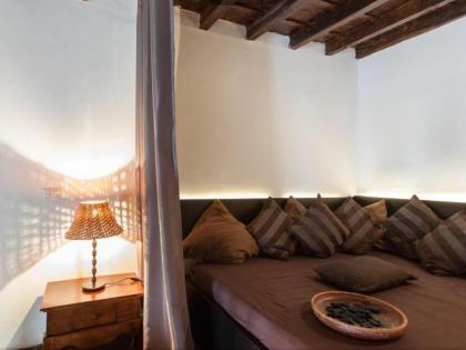 Navona Luxury Penthouse Home - image 8