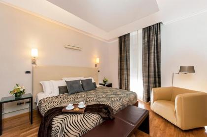 Daphne Luxury Suites - image 1