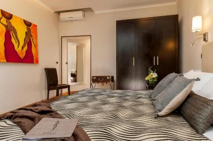 Daphne Luxury Suites - image 5