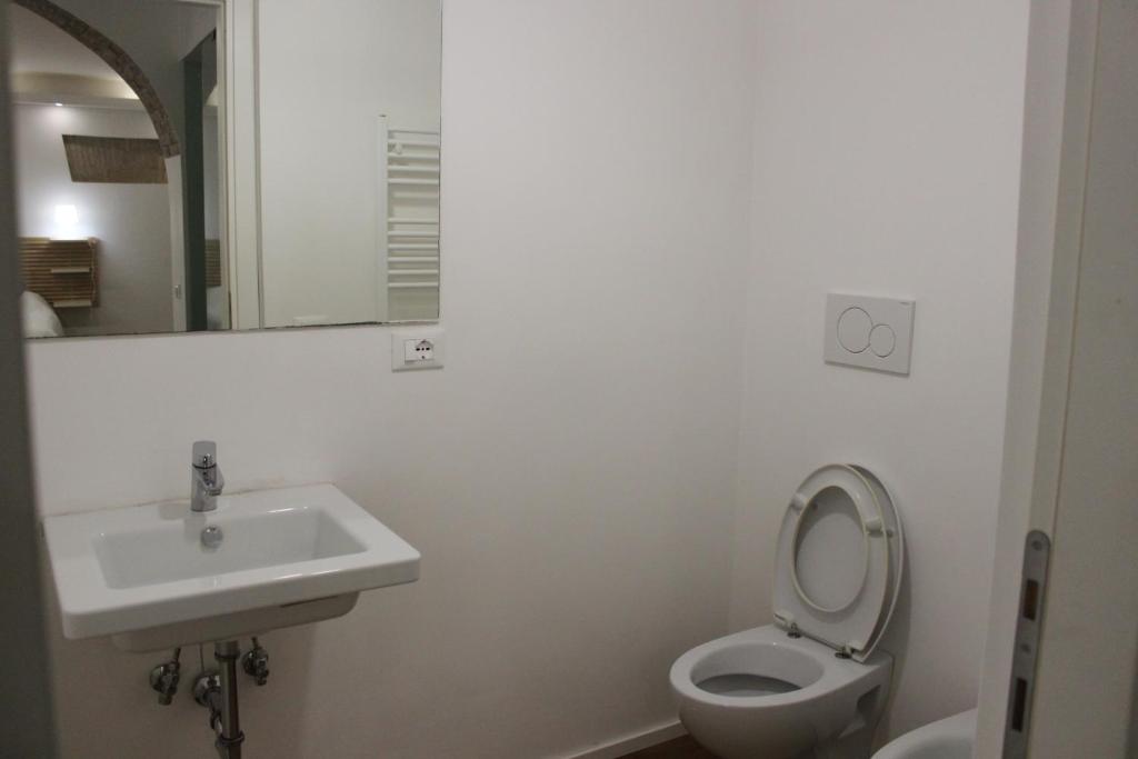 La Pigna Boutique Apartment - image 4