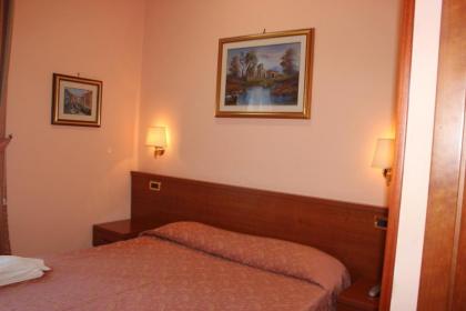 ALEX CITY INN III - image 7