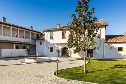 Favilla Hotel di Charme - image 1