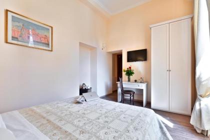 Vatican Domus Luxury Rooms - image 8