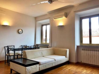 Candia Bright Vatican Apartment - image 11