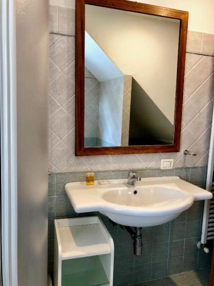 Candia Bright Vatican Apartment - image 12