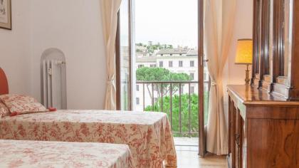 Rental In Rome Ancient View - image 14