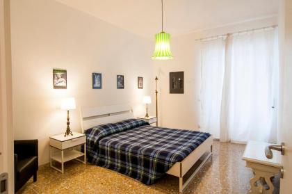 Vatican Museums Roomy Apartment - image 17
