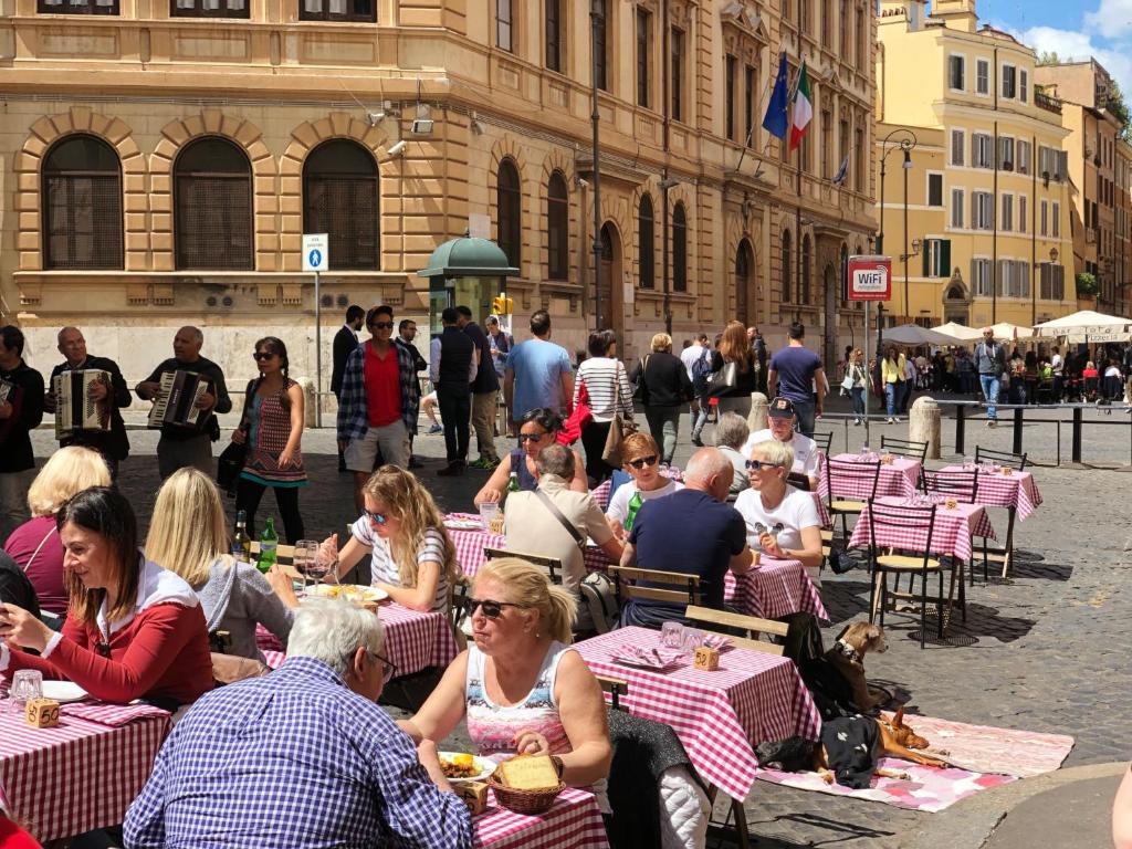 NEMAN Maison Experience I Pantheon - main image