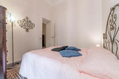 Colosseo Cozy Apartment - image 8