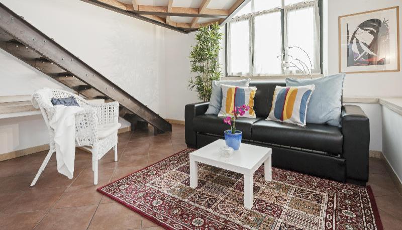 Stylish Loft - Colosseum 4 mins Walk - image 5