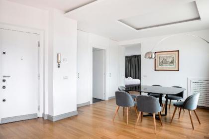 Penthouse Rome Capitol - image 15