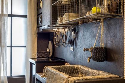 Trastevere Luxury&Charming Loft with Courtyard - image 13