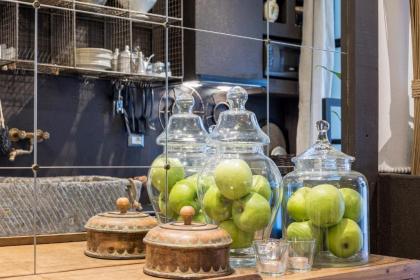 Trastevere Luxury&Charming Loft with Courtyard - image 19