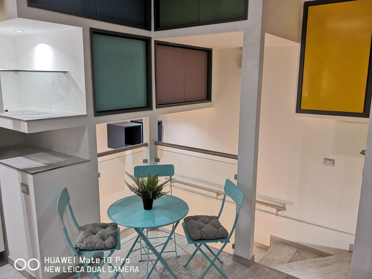 TaLeNTisMyHouse - main image