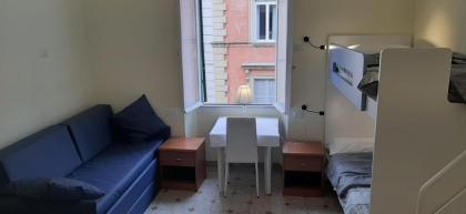 AFFITTACAMERE ROMANSTYLE - image 19