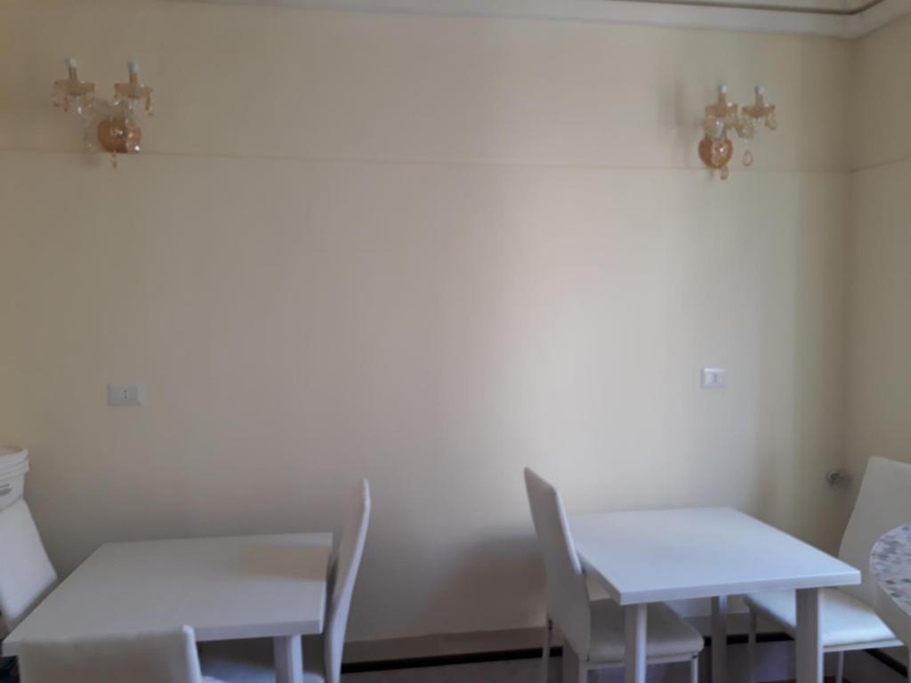 AFFITTACAMERE ROMANSTYLE - image 6
