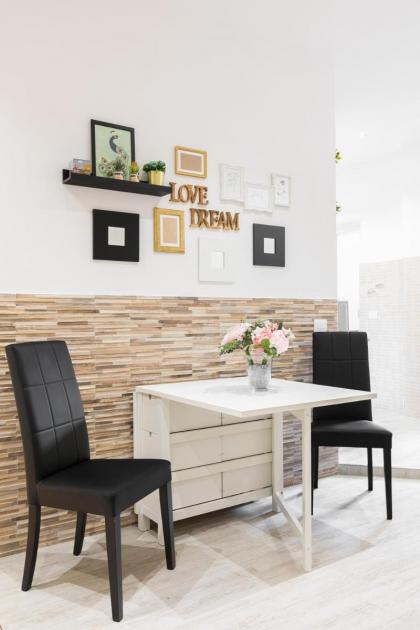 Stars Luxury Apartments 1 - image 21