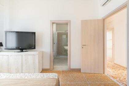 Stars Luxury Apartments 1 - image 26