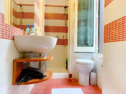 Luxury barberini boutique Apartment - image 9