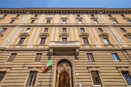 Courtyard Rome Suite - image 12