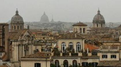 BLASERNA HOUSE in the heart of shopping in Roma - image 12