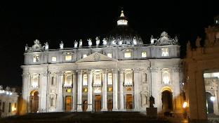 BLASERNA HOUSE in the heart of shopping in Roma - image 5